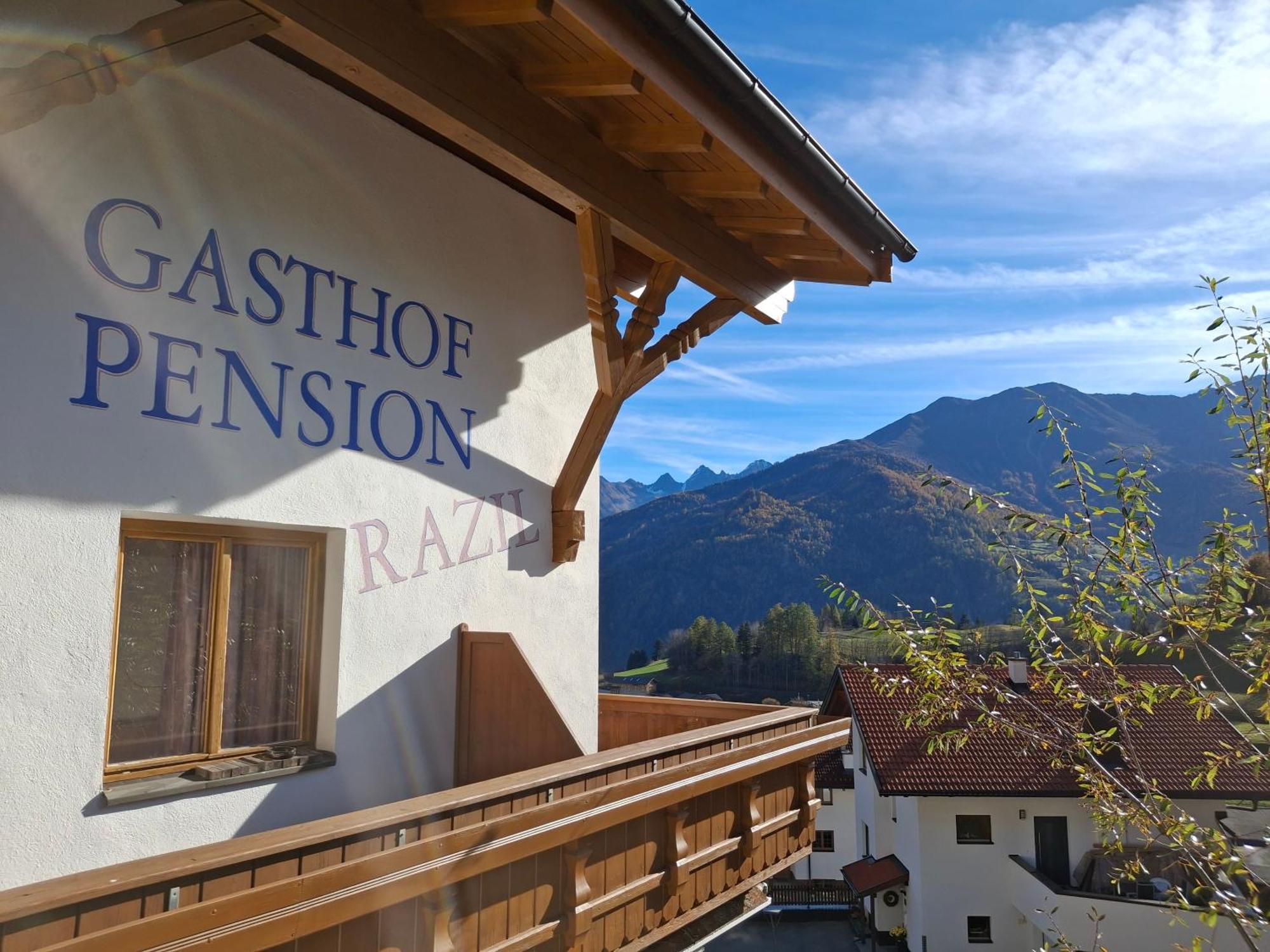 Pension Razil Ladis Ngoại thất bức ảnh